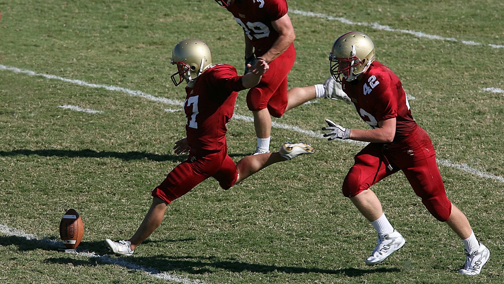 浓眉状态火爆，NBA常规赛半决赛对阵纽约尼克斯，费内巴切力争零封