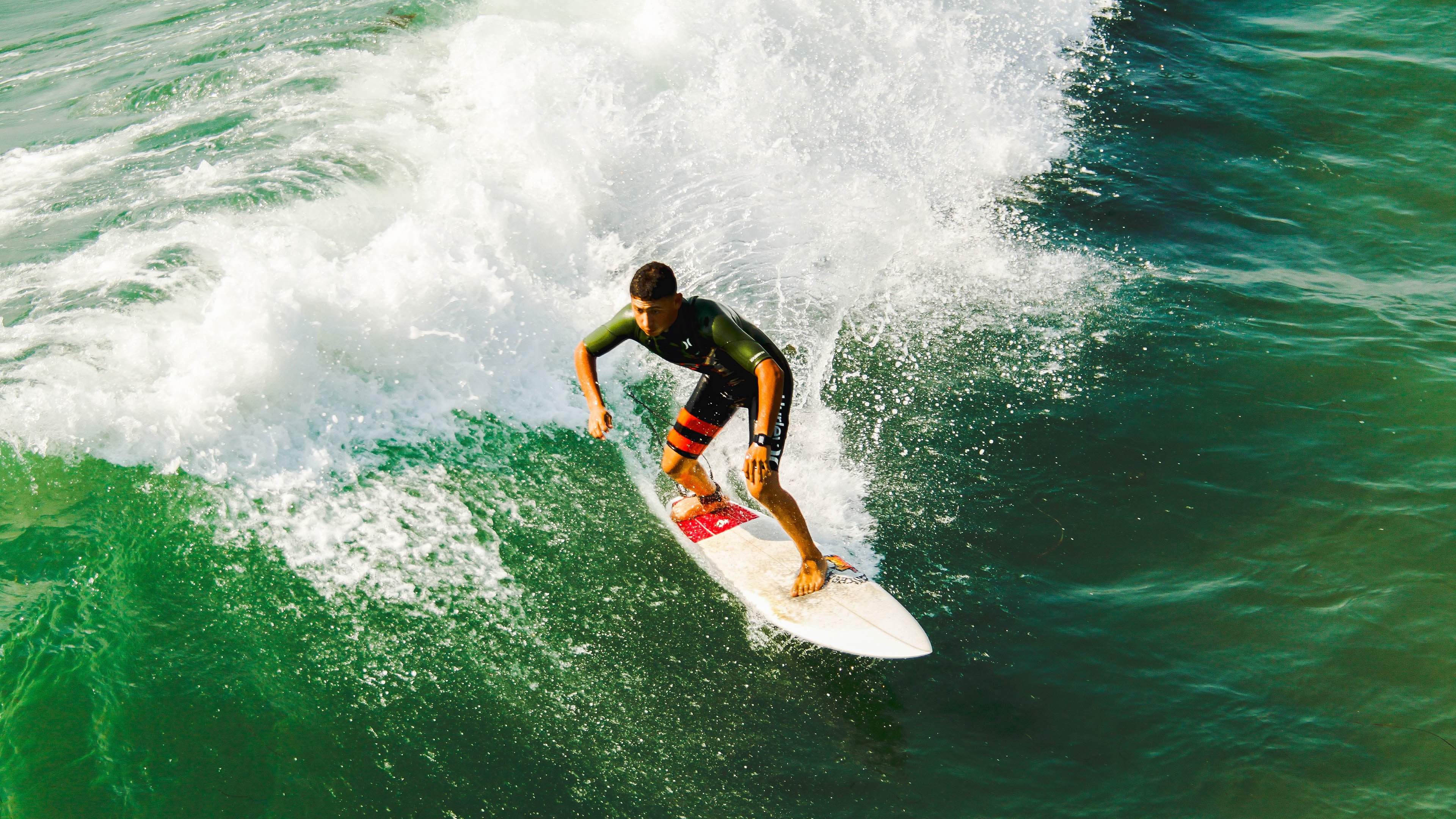 乒超联赛决赛爆出冷门！热刺小胜北京国安，争冠形势突变
